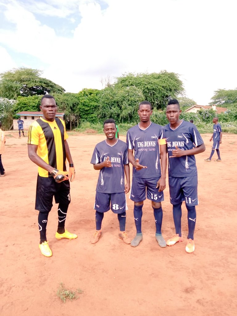 mutomoyouthfc's tweet photo. Wazee wa kazi Hawa wanaitambua⚽
 #FcTigers
#OursForever🙏 https://t.co/VqGo2rL4eq