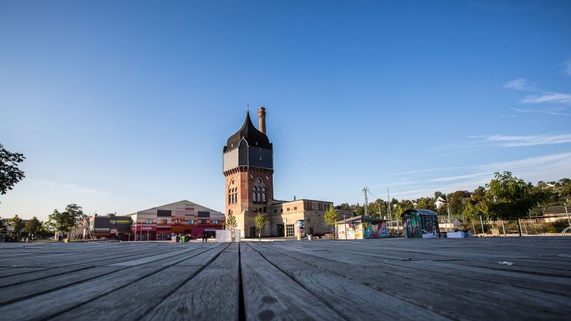 Den Schlachthof Wiesbaden hat die #Corona-Krise hart getroffen. Aber eine riesigen Crowd steht hinter der Kulturinstitution. Schon fast 2000 Leute haben das Crowdfunding unterstützt. Damit wir aus dem #Regionalfonds fördern können, braucht es nur 50 ♥️ bit.ly/2yNEtFR: