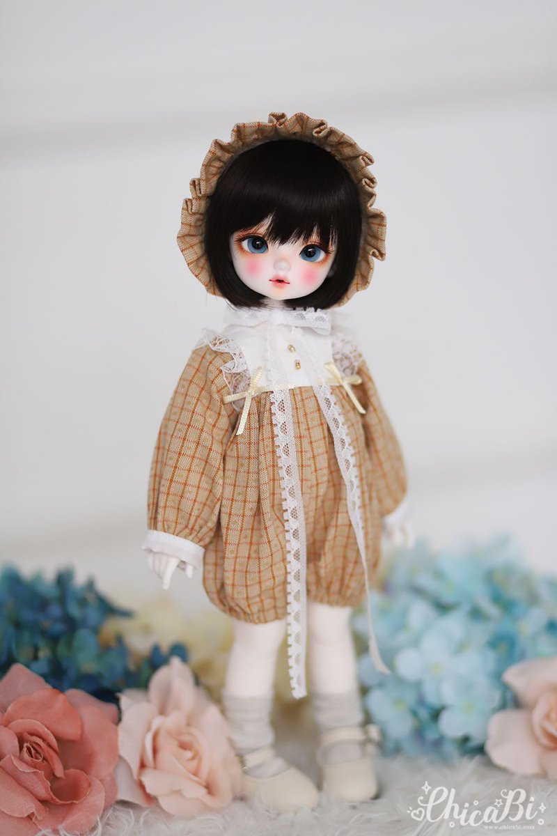 ball jointed doll chicabi