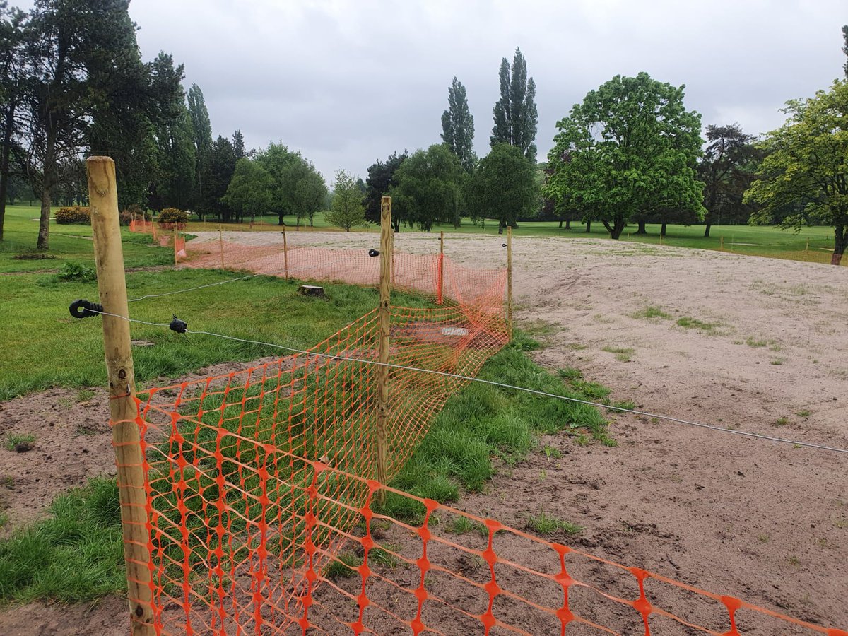 TeamLilleybrook's tweet photo. Great to see some growth on the new short game area 👌 hopefully the newly installed electric fence will keep wildlife away 🦌🐓⛔ #lilleybrook #shortgamearea #Practice #Golf https://t.co/PwslLtiBn0