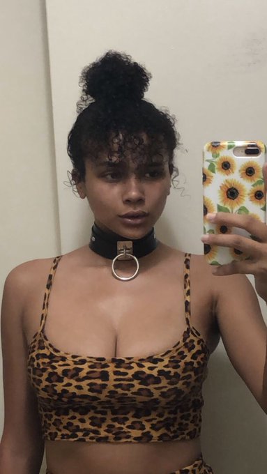 Watch Alina Ali ♡'s leaked NSFW photo on TwXstars