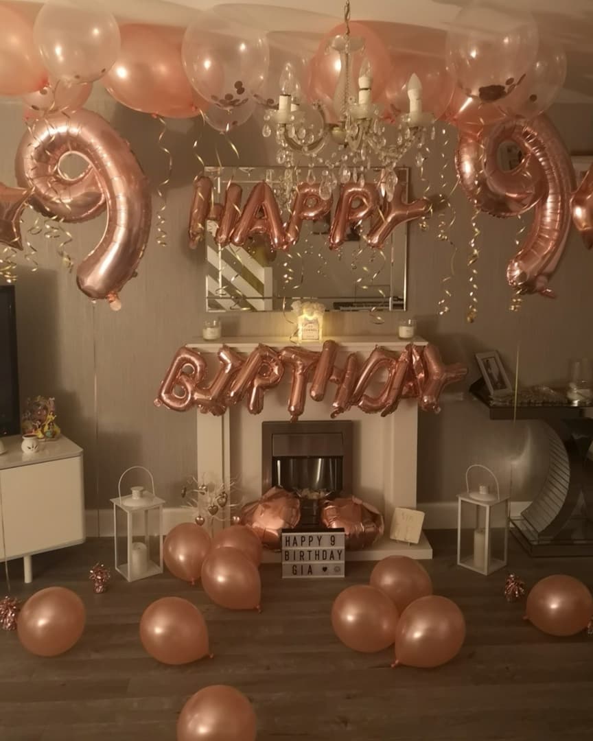 bianca_hadden's tweet photo. Gia had a special 9th birthday on Saturday! She was upset she couldn't see her friends from school but managed to see some of her family, from a safe distance, and had lots of yummy birthday cake and gluten free treats made by her mum 💜 #knowetopPrimary @KnowetopPrimary https://t.co/w3EQMSngve