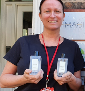 RotundaLtd's tweet photo. Thank you @JoMaloneLondon & @EsteeLauderUK for the luxury hand sanitisers that we are distributing to keyworkers across the northwest, including #ImagineIndependence mental health Keyworker staff pictured here โญ๏ธโญ๏ธโญ๏ธ
#charitytuesday #WorldDayForSafetyAndHealthAtWork
#keyworkers https://t.co/LXCZsnlnwj