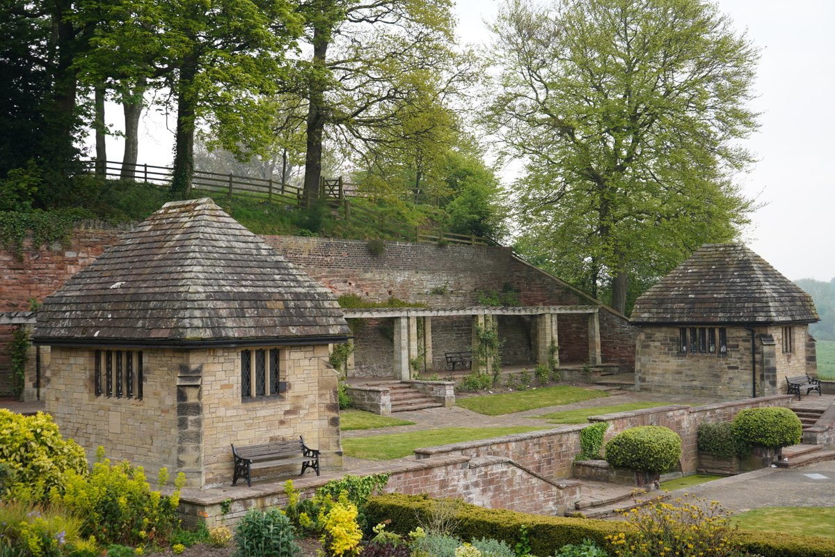 DiscoverCarlisl's tweet image. “One of the most beautiful aspects of #Carlisle in #Cumbria is its wide variety of trees, growing majestically, within some very special and historic #parks.”

See local artist Robin Oliver’s latest article as he looks forward as hope blossoms - robinoliverartist.co.uk/2020/04/Celebr…

#Spring