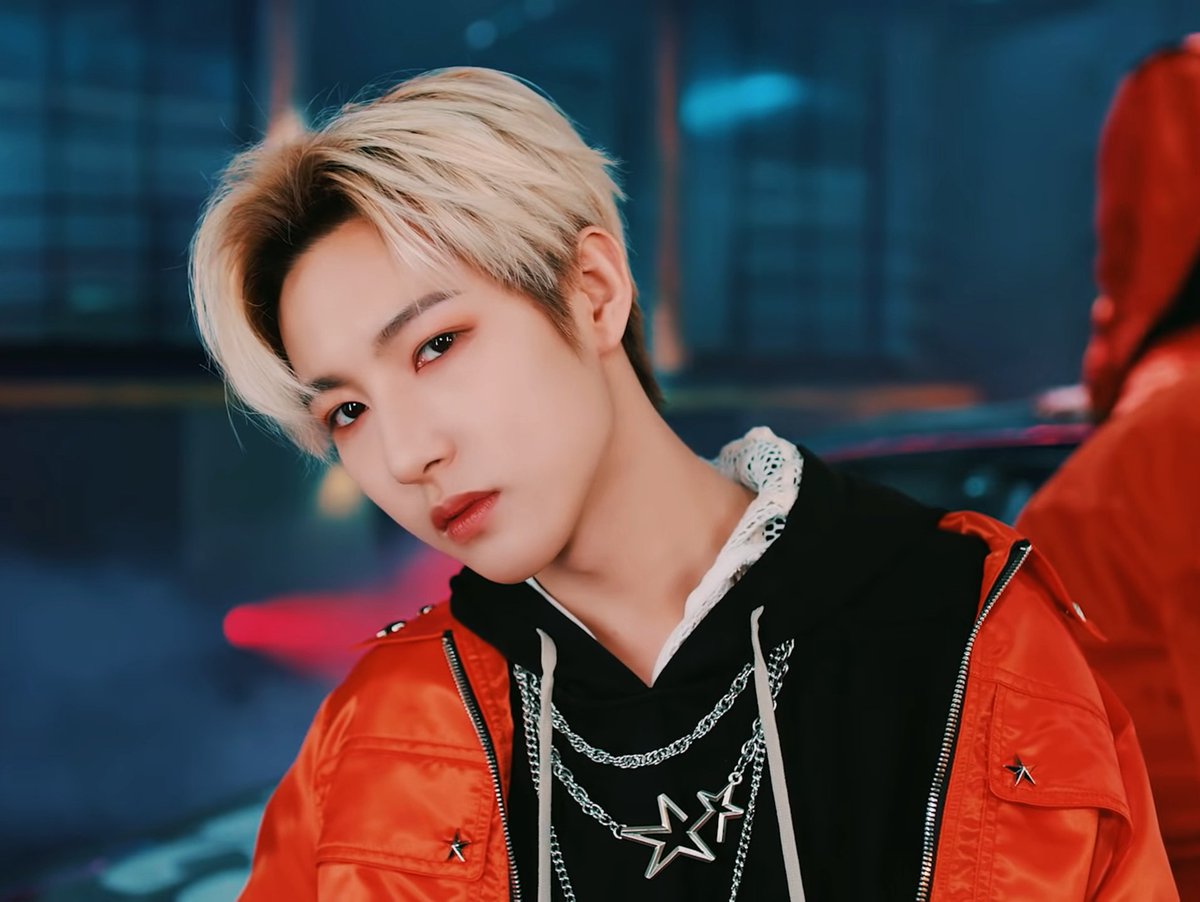 𝟏𝟑𝟐𝟑° (@1323gallery) on Twitter photo 