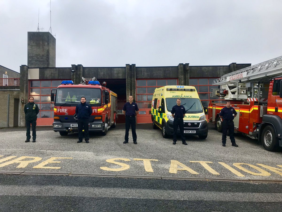 Remembering those who gave their lives caring for ours! #InternationalWorkersMemorialDay #COVID19 #StayHomeSaveLives #NHS #OurNHSPeople @Newquay_swasFT @swasFT #OneTeam @CornwallFRS @CornwallPhoenix