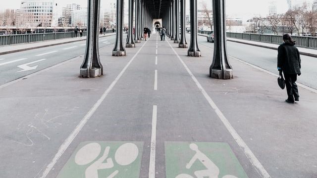 StrideTreglown's tweet photo. Changing lanes: Cities around the world are giving #cyclists and #pedestrians more room to move, and breathe. Seeing it in action, from Berlin to Bogota, Brighton to Budapest, it makes us wonder...this must be a better way to co-exist? 

#TalkingSpaces003: #HighStreet #CityCentre https://t.co/sb6neKaAVn
