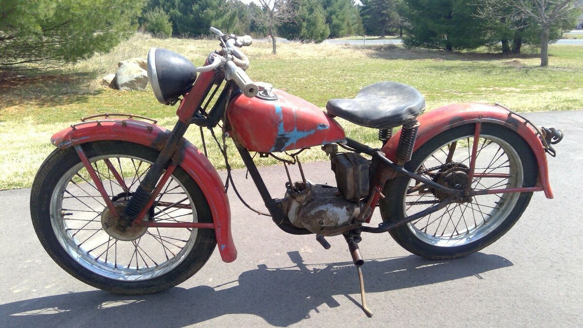 Another great 1952 Harley-Davidson Hummer for sale via <a href="/rocker_co/">Rocker.co</a>. Check it out at bit.ly/2Yfmh2z