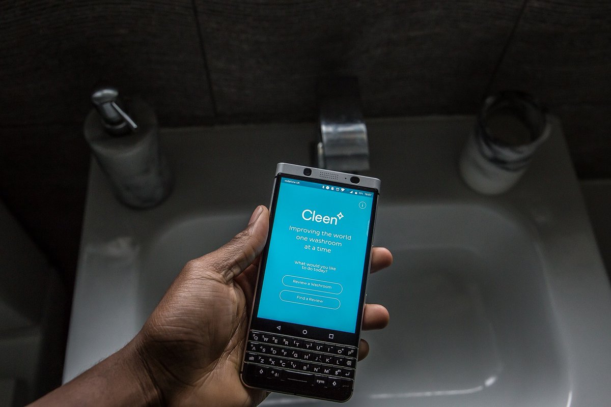 thecleenapp's tweet photo. The #CleenApp is a great way to stay on top of your personal hygiene. Find the cleanest washroom in your location by downloading the #CleenApp on #Apple or #Android today π₯ - Improving the world one washroom at a time π https://t.co/OPI8zdPswg https://t.co/z1tijlCyLu