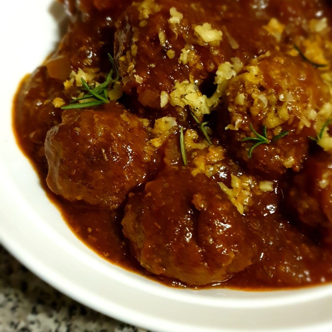 linell83's tweet photo. BBQ meatballs... #homemade #twitterfoods #ComfortMeal https://t.co/INEudvEuN6 https://t.co/BAVjDMVTw3
