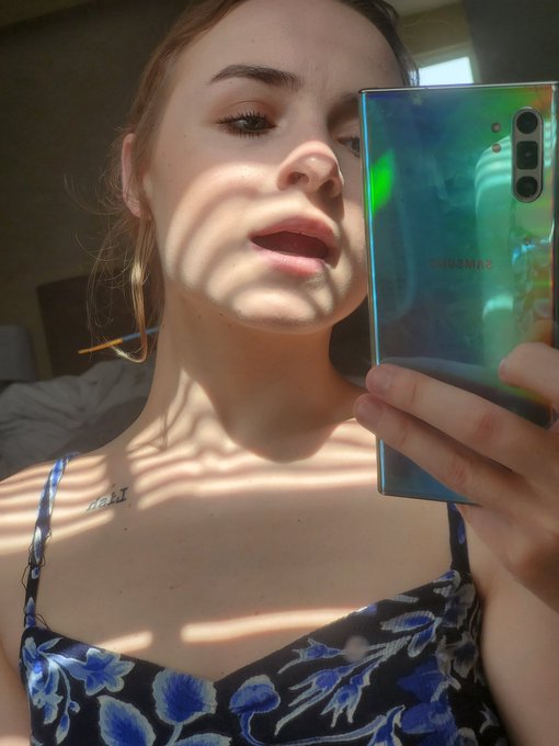 I've been feeling InSeCuRE which I know is stupid but truu https://t.co/DUECwUkTyP<a href="/tag/mvsales"class="tags"><span>#mvsales</span></a>