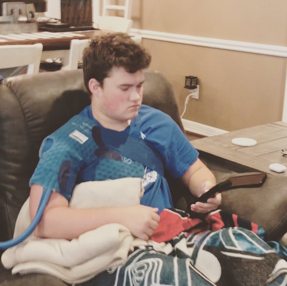 jen_thompson13's tweet photo. 9 wks post surgery! Video appt with Dr. today - right on target with shoulder range of motion etc. Relased to run and a little sore, ice machine helps! Baby steps to full healing!! #bucbaseball @Cressman23 #twelvebaseball @CoachDillon21 #bucfootball @Coach_sa https://t.co/aoTWjBdjsv