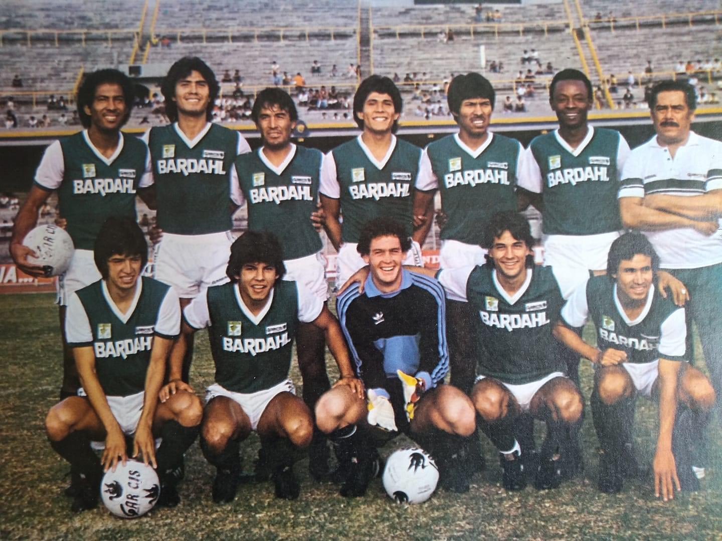 Club León on X: "Los años 80, donde nuestro equipo vivió cosas muy  diferentes a lo acostumbrado en épocas anteriores. De lo más destacado: El  paso del gran Cabinho y su título