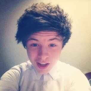 ryry•is baby•everyone wants to be his friend•wants chicken nuggets•probably has a gaming youtube channel