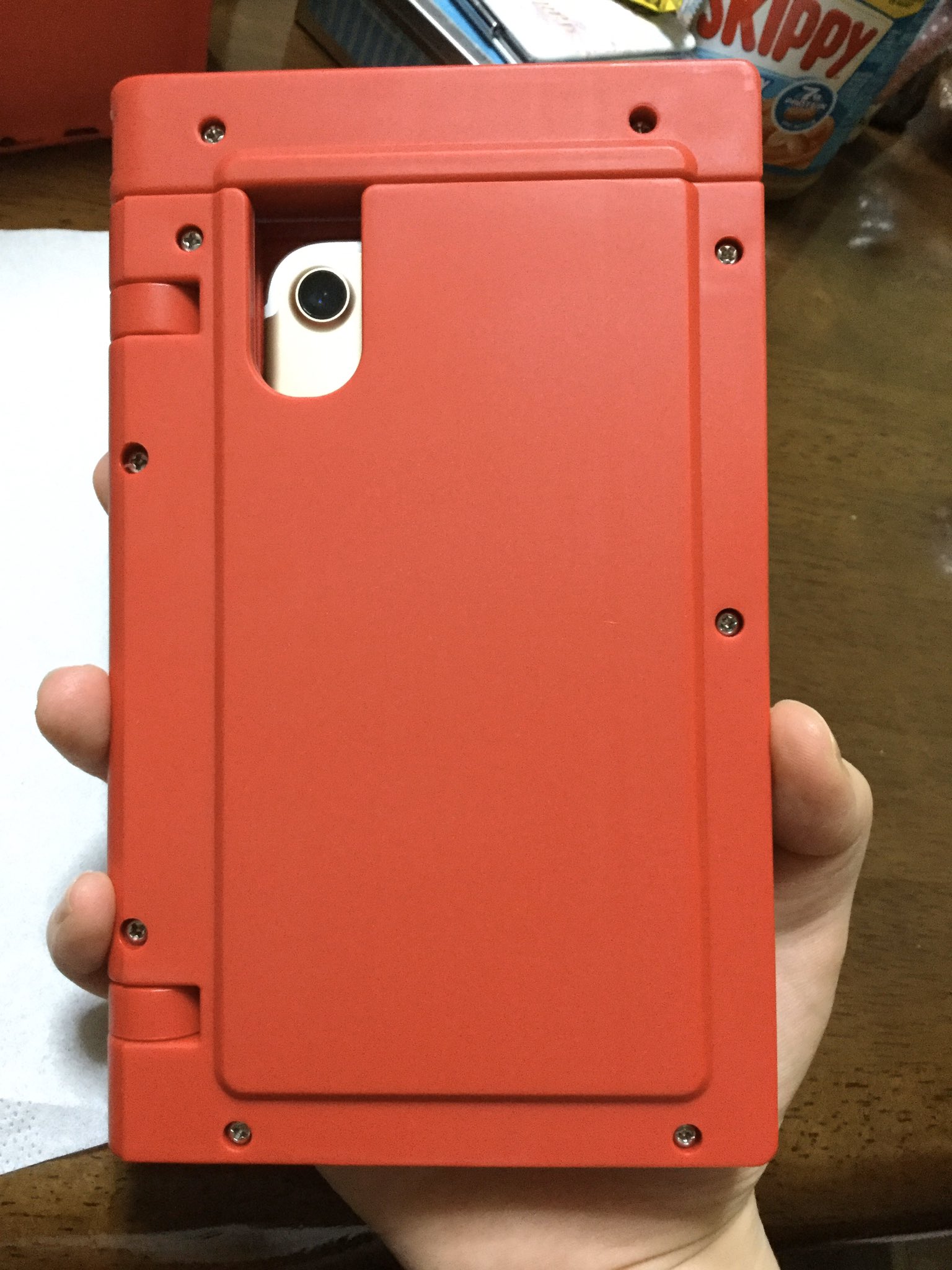 ちっちー ポケモン図鑑風スマホケースようやく開封式 うん 噂通りデカイなww想像以上のデカさ Iphone8だけどケースに入れてしまうと片手が埋まってしまうw T Co Jzd5tw6cwg Twitter