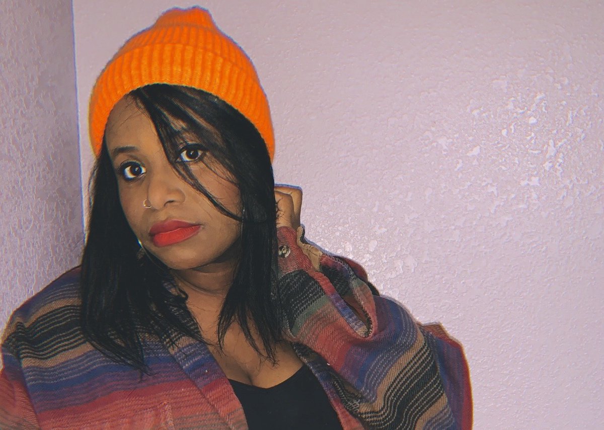 AStepFWD's tweet photo. RECAP: L Y A N N A  A U S T I N is a singer-songwriter from north west London, whose recently released  EP titled "True North" is worth the listen || @Geraldine_Faith 

Read more &amp; check it out >> https://t.co/4gExlUJP1K https://t.co/8ZEf4GrUnq
