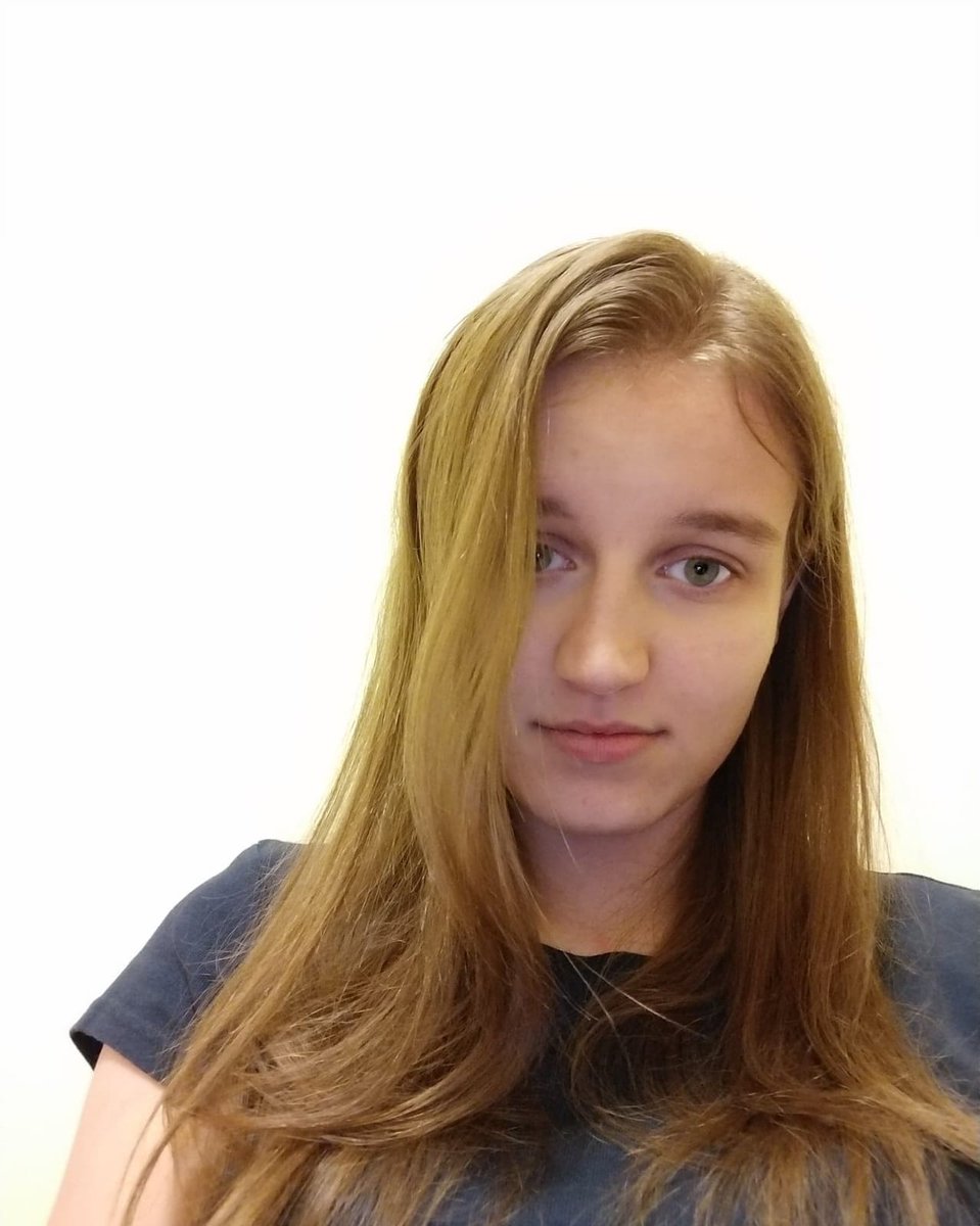 My Juliet, my lamb, my ladybird. 😫 Woke from her deep sleep to find Romeo dead ... and took her life. She took her life. 💔 This is how I like to remember her - full of life. But now ... now ... she is dead. O woeful day. 🕯️