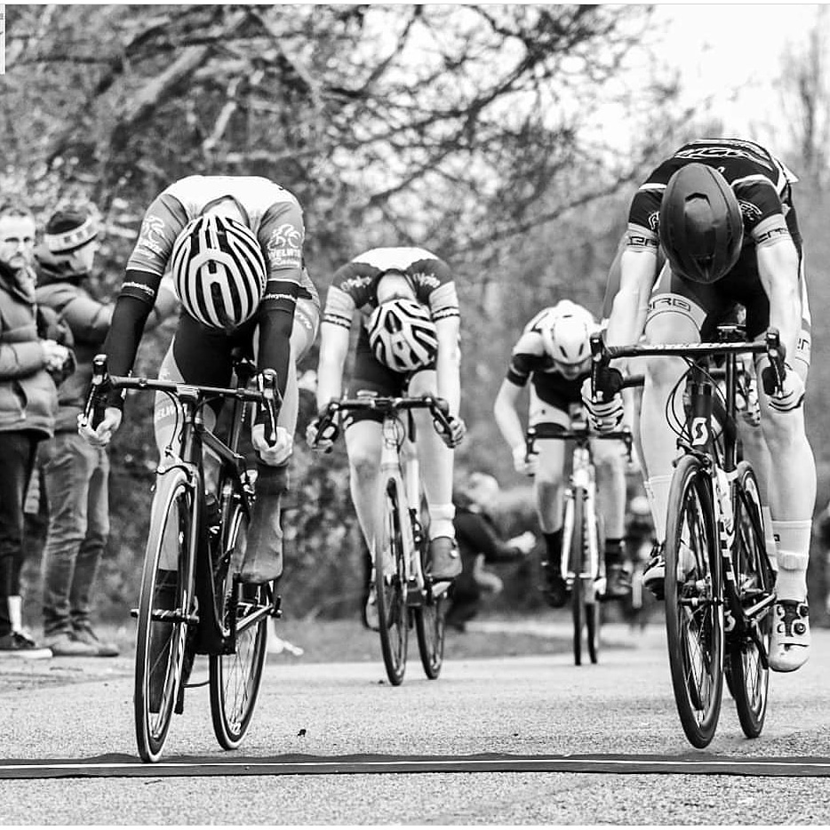 CycleDivision's tweet photo. Q & A with Alex Barker
Quiz time with the riders of Cero Wheels/Cycle Division and today’s team member is Alex Barker from Kidderminster who has ridden in the team's colours since October 2019.
https://t.co/4GIjTz28Ew
#teamchat #lockdowninsights https://t.co/dhLkPMALoC