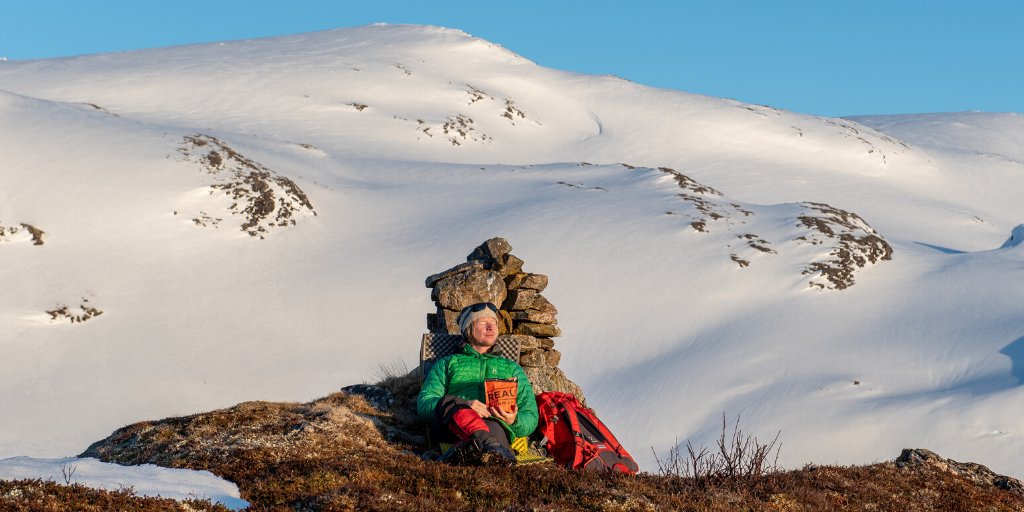 Can you hear the mountains calling?
Raise your hand 🙋‍♀️if you already got one boot on and are on your way out the door, answering the call. 😉
📷Stian Aadland
#RealTurmat #OutdoorCooking