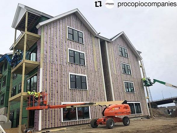builtbybrosco's tweet photo. #procopiocompanies ' project in #BeverlyMA is really coming together - check out their #instagram to follow this project and some others that they're working on!
Love the @Windsor_Windows - BROSCO is proud to be a part of this one!
#keepcraftalive #bostonbuilders #mabuilders https://t.co/b7nc1hG7Lj