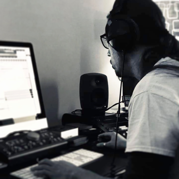 Editing drums on @avidprotools | <a href="/slabsoundstudio/">Slab Sound Studio</a>
.
#slabsoundstudio #editing #audio #audioediting #avid #avidprotools #protools #production #musicproduction #musicproducer #soundengineer #studio #recordingstudio #studiolife #beyerdynamic #beyerdynamicdt770pro