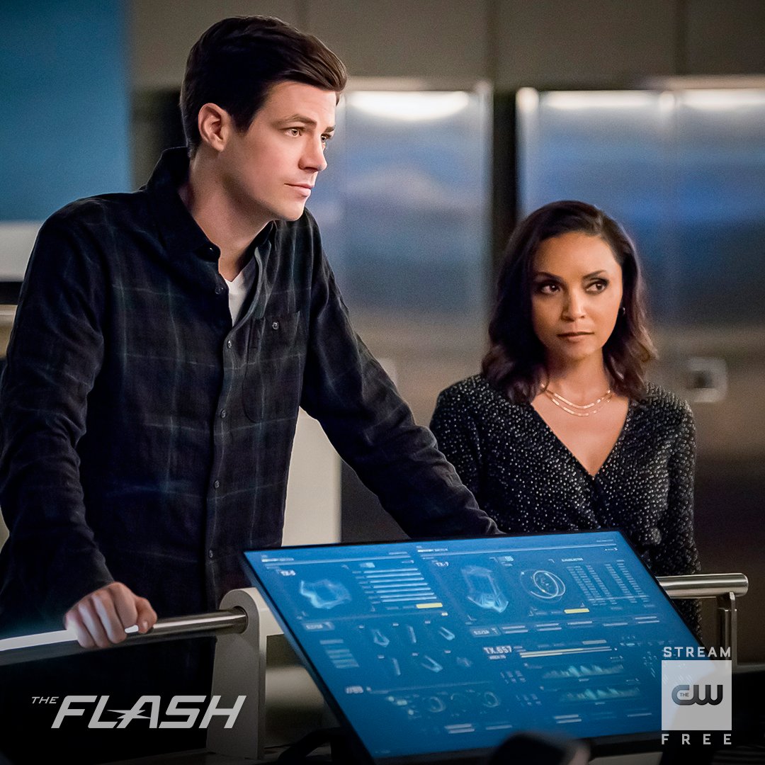 CW_TheFlash's tweet image. Barry must find the real Iris. New episode airs tonight at 8/7c! Stream tomorrow free only on The CW. #TheFlash