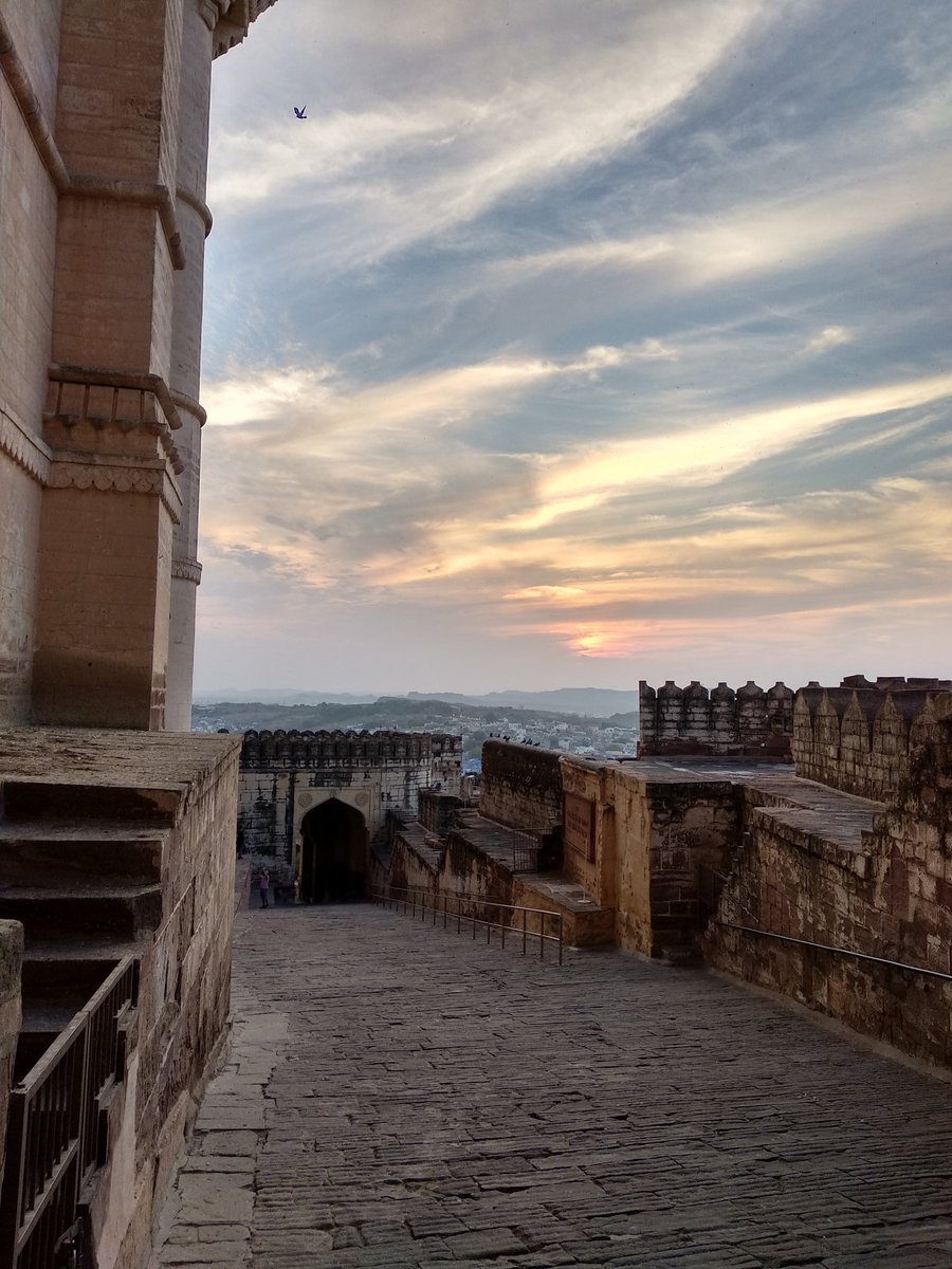 NimishUpadhye's tweet photo. @whereangiewand1 Jodhpur to Mumbai in February.visited Jaisalmer and Jodhpur in February.
Have you visited? https://t.co/89DpbpHMUi