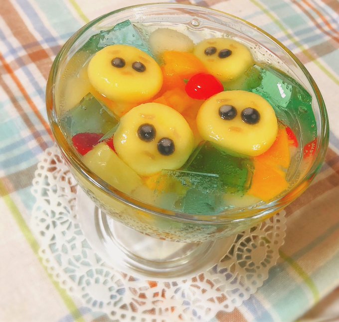 ぴえんポンチが話題に そんな顔で見られたら食べられない