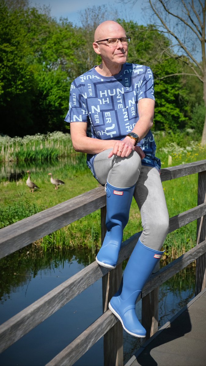 Welliesare4men2's tweet photo. Part 8 - Hunter Gill Wave Blue outfit π
#HunterBoots #Hunter #Boots #Wellies #Wellingtonboots #Original #Tall #Calendar #Sole #Gill #Wave #Blue #Exploded #Logo #Tshirt #Rubberised #Waterproof #Bomberjacket #ReeuwijksePlassen #Fun #Fashion #Stylish #Standout #DareToBeDifferent https://t.co/9d8KCUWz7G