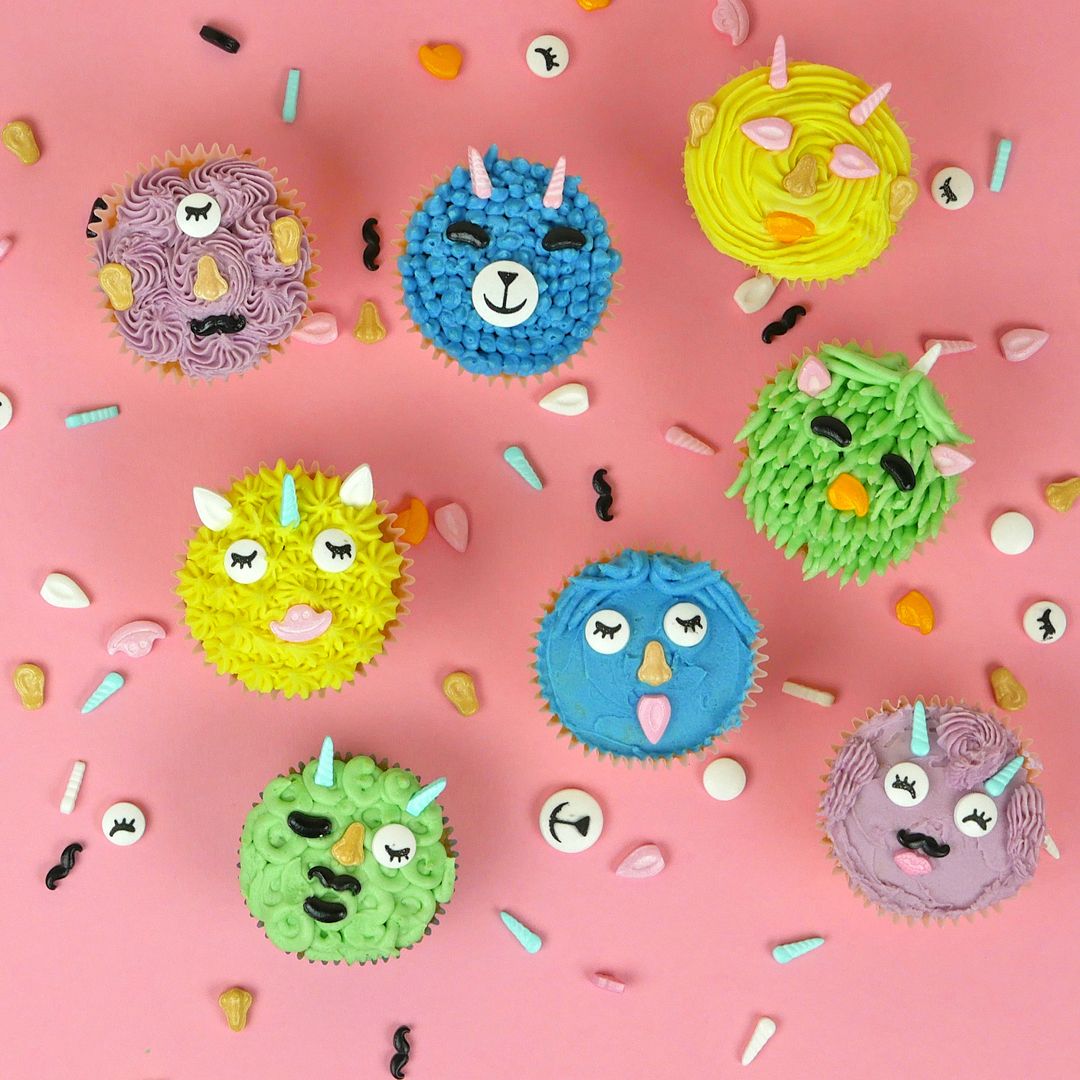 Check out our fun new kit- Cake Décor Kids Cake Face Decorating Kit! This kit has everything you need to #keepthekidsbusy when spending time indoors. Make your own kits with our incredible value pack or use to decorate bakes that your customers can't help but notice! 👀👃👂