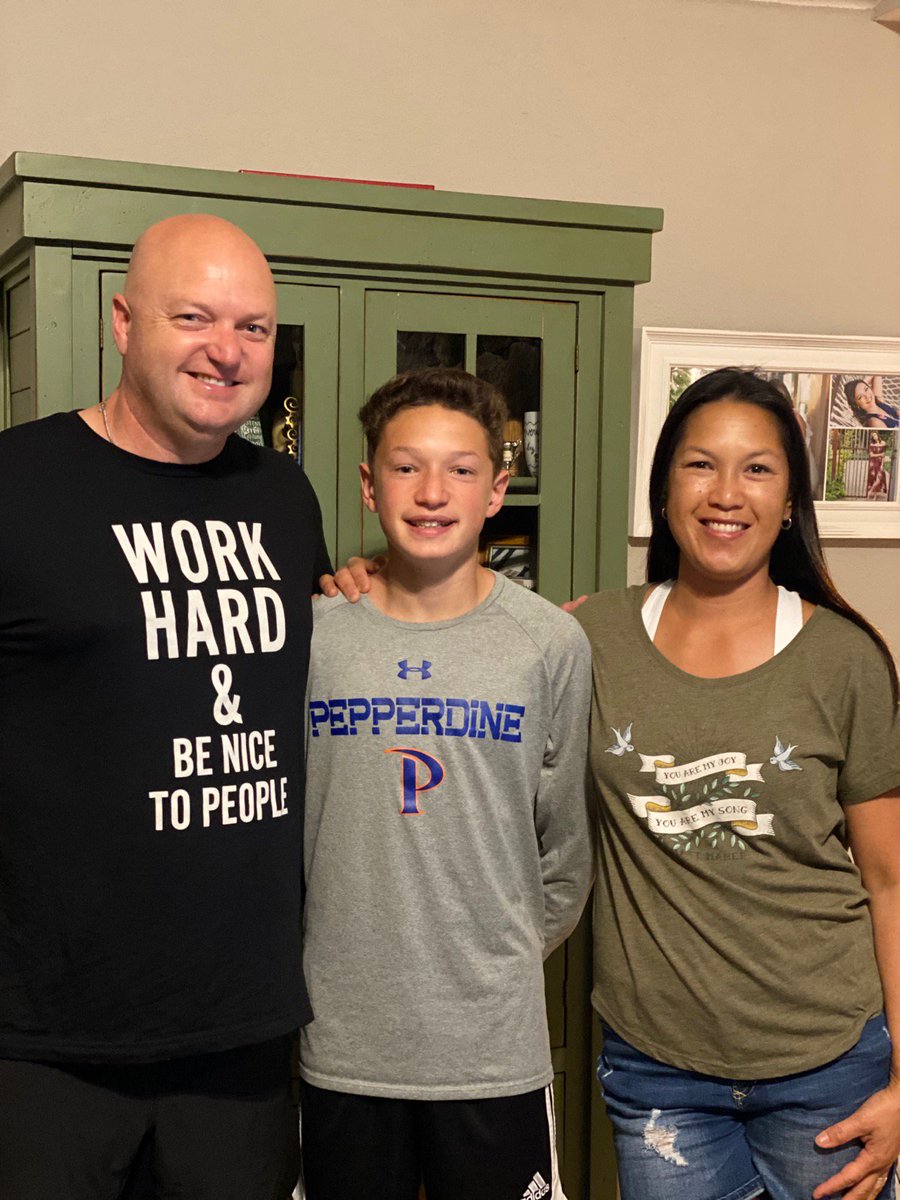 The HOUSLEY Family's language- Check out their shirts 👕#CrushingCOVID19 <a href="/VHS_Crushers/">Vintage High School</a>