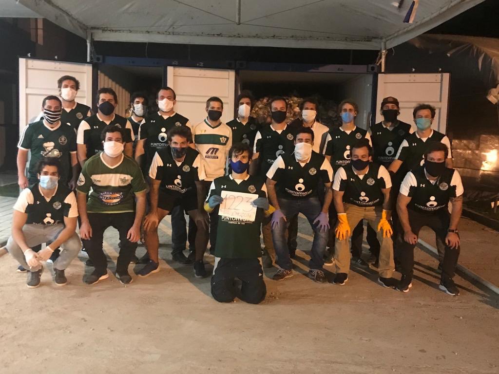De esta salimos entre todos! 💪🏾💪🏾 Fuimos a aportar nuestro granito de arena a <a href="/CanastasUY/">CanastasUY</a>.

<a href="/LUD_Oficial/">Liga Universitaria de Deportes</a> <a href="/WeekendDepUy/">Weekend Deportivo</a> <a href="/ChavoCanepa/">Gustavo Cánepa</a> <a href="/Stoian_Cristoff/">Stoian Cristoff</a> <a href="/lopezramos10/">Daniel López Ramos</a>