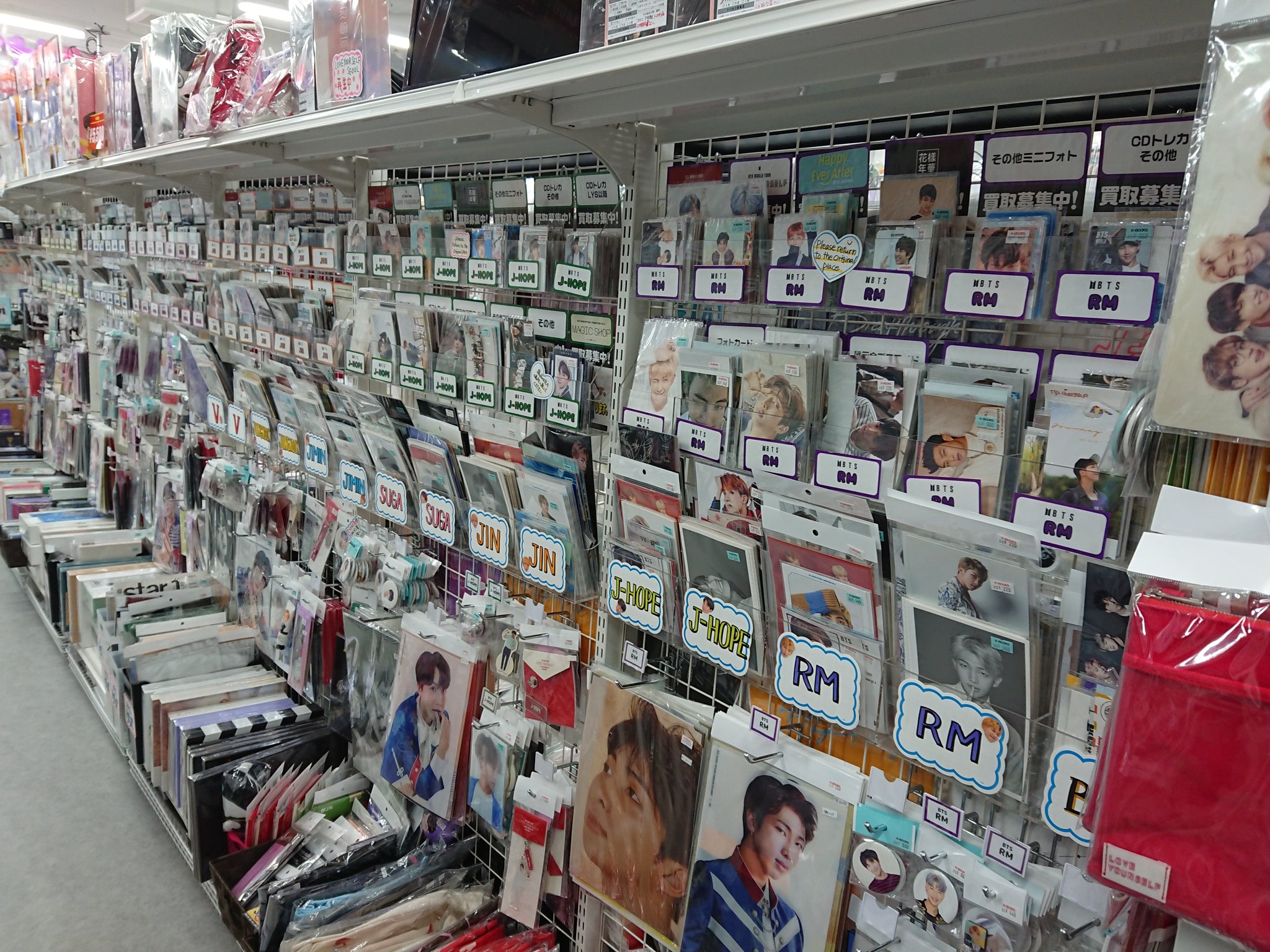 X-এ K-POP・J-POP館: 