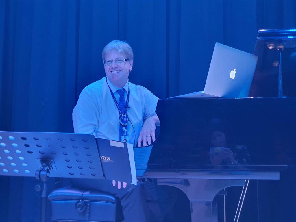 tallgirlwgc's tweet photo. We have really enjoyed taking part in the @dbsbangkok community choir this week. We managed to get a couple of good takes - can’t wait to see the finished performance! A good turn out by #TeamGower on both sides of the camera. #CountonMe #like123 https://t.co/Uomsc5au3u