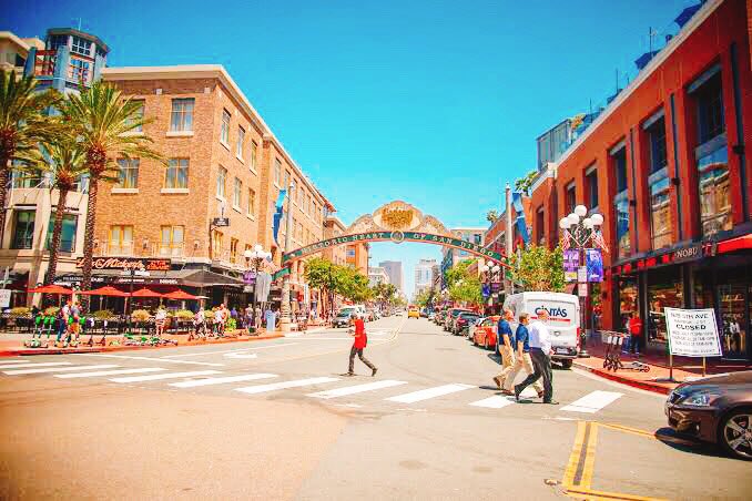 secretartistsd's tweet photo. Gaslamp Quarter San Diego,
California…🇺🇸🌴🏖⛱

#Art #Artwork #Photo #Photography
#SanDiego #Padres #UnitedStates #Hometowns #California #FolloMe #RETWEEETME #GaslampQuarter #Coastal #SD #downtown #StayHome #StayAtHome #家で過ごそう #relax #Enjoyhome #Enjoy #Gaslamp #BayArea https://t.co/T4yELQb70G