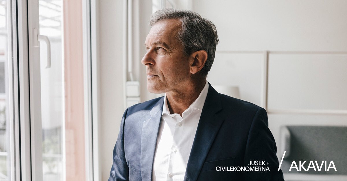 Missade du vår chatt för egenföretagare? Imorgon får du en ny chans när Danske Bank svarar på frågor om hur du bör agera i dessa oroliga tider. Den här gången är temat bokföring, redovisning och ekonomi. Chatten äger rum kl. 14:00-14:30 här: bit.ly/akavia-foretag… #akavia