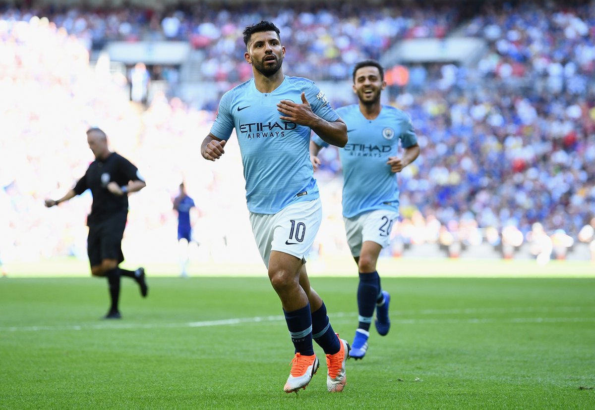 OptaJoe's tweet photo. 200 - Sergio Agüero became the first player to reach 200 goals in all competitions for Manchester City, after scoring against Chelsea in the 2018 Community Shield. Legendary. #OptaPLSeasons https://t.co/0vN2sqbCNV