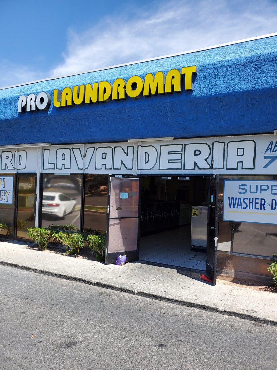 RycHernandez's tweet photo. Good day my fellow entrepreneurs if you or someone is in need of laundry services be sure to visit Pro Laundromat at 3380 S Arville St
Join our Clearing Radio group in Facebook 
#Laundromat #smallbusinessstrong #supportlocalbusiness #join #clearingradio #Facebook #group https://t.co/RPqkGypNe5