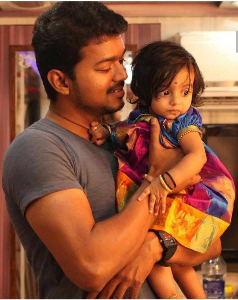 TamilFilmibeat's tweet photo. #Thalapathy https://t.co/DVXFEcBPxv