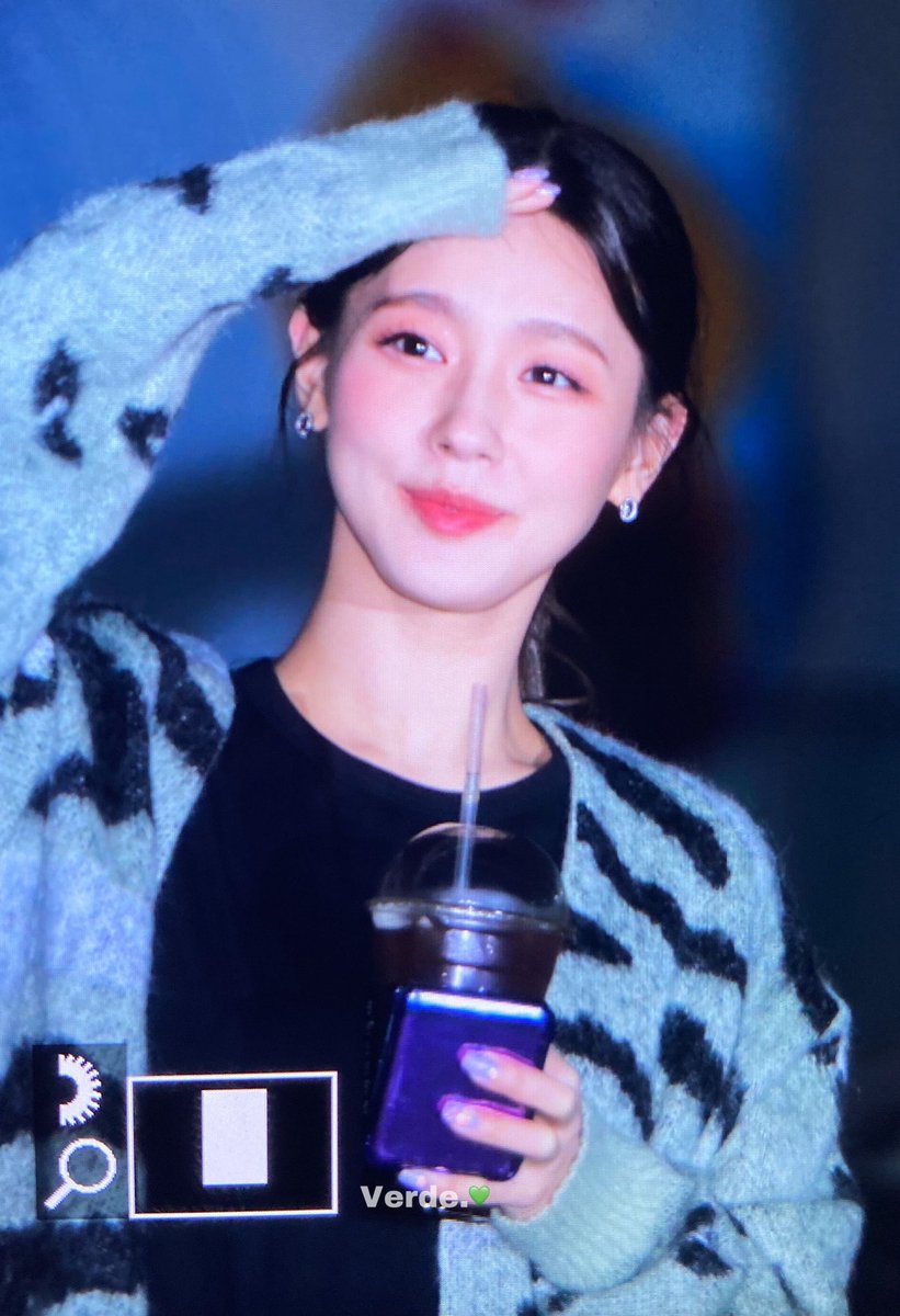 200428 프리뷰

🥰🥰

#여자아이들 #GIDLE #아이들  #미연 #MIYEON