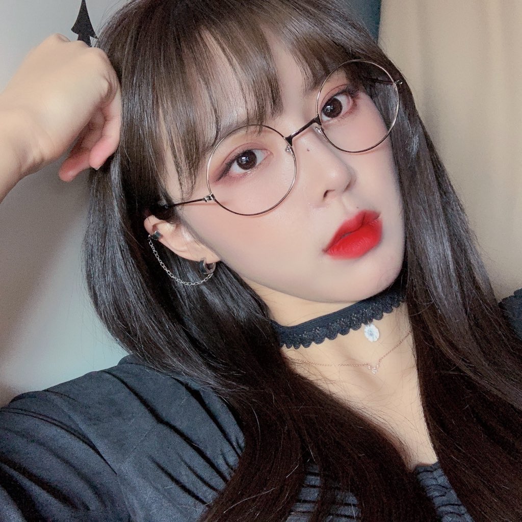 ANS_official_'s tweet photo. [#제이]

제하! 꿍꿍이들 오늘 하루도 잘 보냈어요? 단발 제이에서 장발 제이로 어때요 예쁜가요? 아! 저녁에는 아직 쌀쌀하니까 겉옷 챙겨 다니고 그럼 안뇽💙

#ANS #AngelNSoul #에이엔에스 #saymyname #j #제이 https://t.co/GedIhe10Wt
