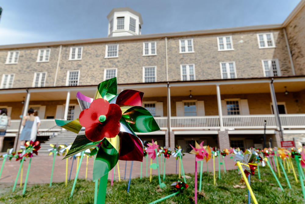 haverfordedu's tweet photo. Today is #virtualpinwheelday! And while we know it's not the same as gathering together on Founders Green, we hope that, in some small way, Virtual Pinwheel Day can bring a little bit of Haverford's campus to you... wherever you might be. https://t.co/OT9dZ5zLwA
