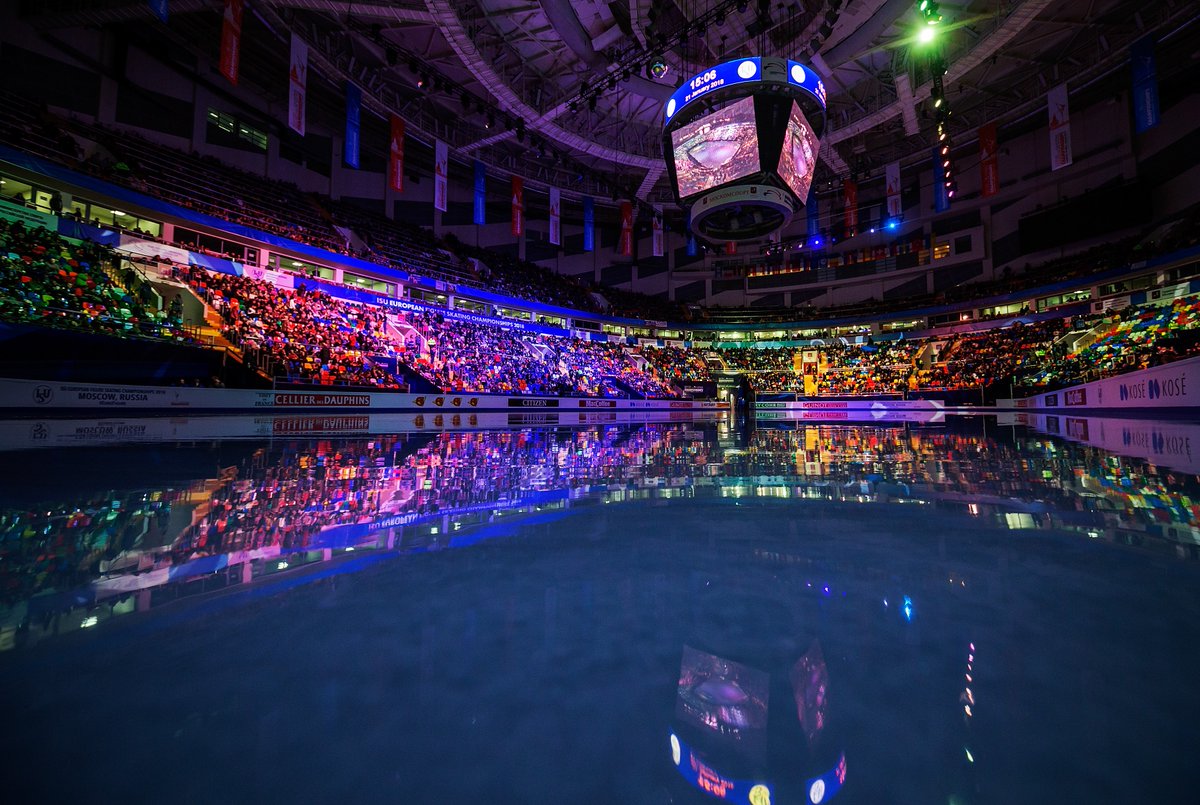 ISU_Figure's tweet photo. ⛸️ Figure Skating fans!! Which ISU organized event (Worlds, Euros, Four Continents, GP events) from a past season would you like to see streamed next? 😉 Comment below and let us know! 💬
#UpAgain #FigureSkating https://t.co/njOz7QVCuq