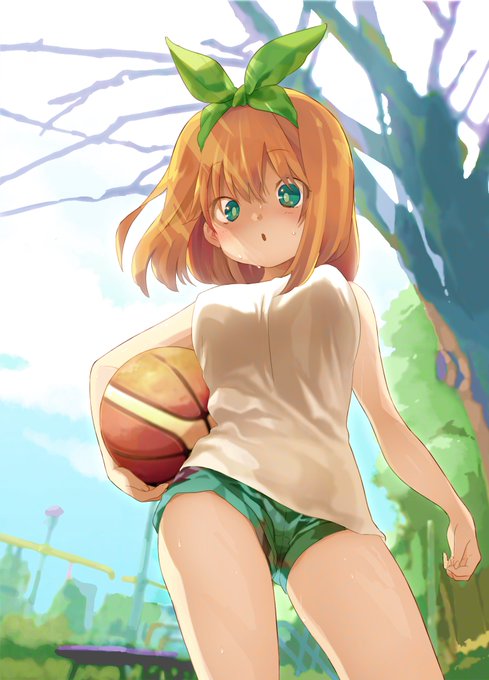 はらぺこおちゃわんさんがTwitterに投稿した中野四葉(五等分の花嫁)のイラスト。