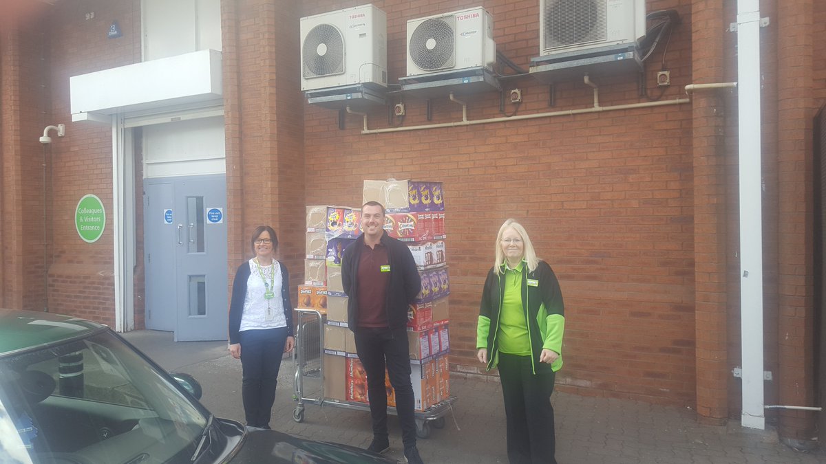 NTynesideVODA's tweet photo. Big thank you to the team at @asda Benton today for their donation of around 200 Easter eggs. The eggs will be used in our essential food emergency packs as a special treat to some of our most vulnerable residents. #NorthTyneside #Community https://t.co/5emHhuiLZQ
