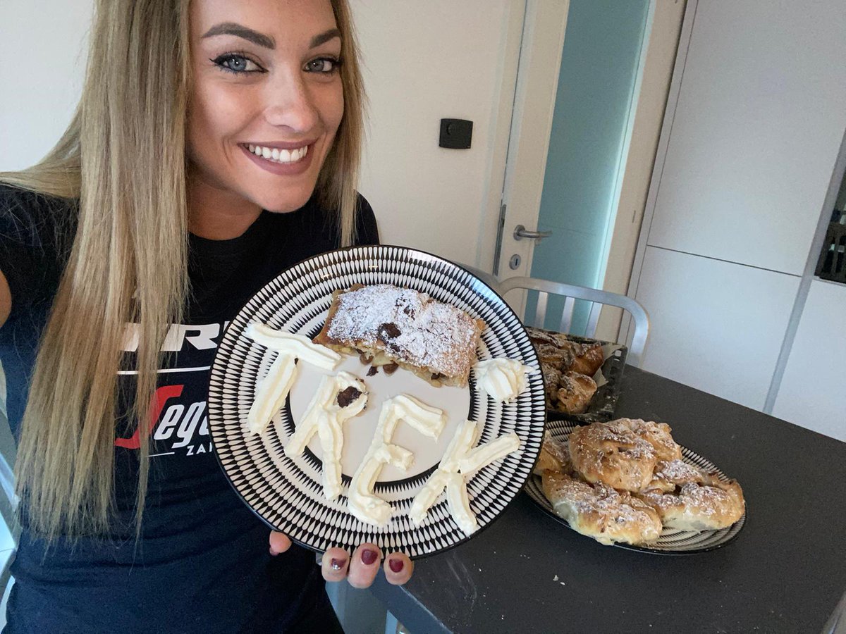 Stage 2 of our Tour de Cuisine is a sweeeeet one!

🇮🇹 <a href="/LetyPaternoster/">Letizia Paternoster</a> has offered up a specialty of her region.

(Remember, at the end of our competition, we will need your help in crowning our Tour de Cuisine champion!) 👩🏼‍🍳 

Check it out ➡️➡️➡️ bit.ly/2VpF3SU