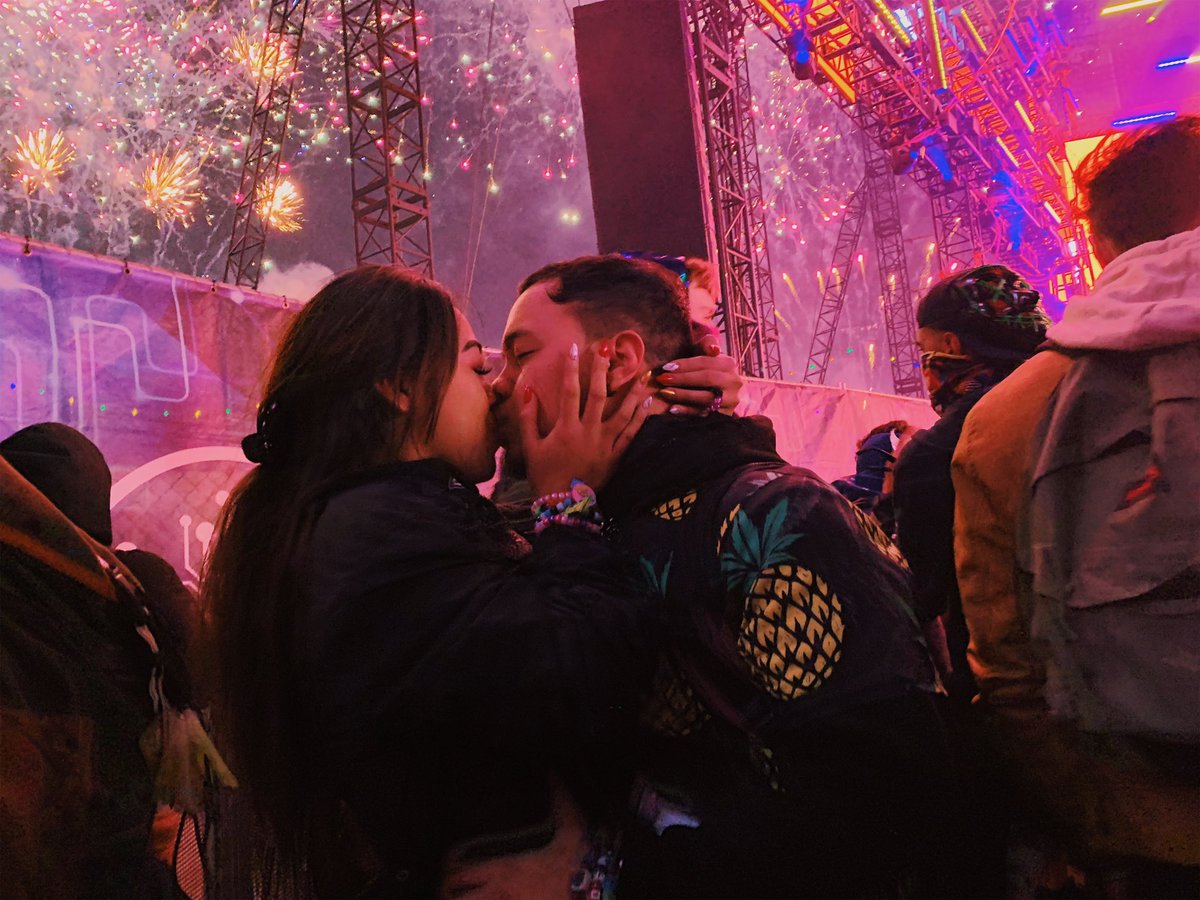 Everyday with you has been a blessing. You are my sunshine and my best friend. Heres to 1 year to us and many more years to come. I love you suga. Happy anniversary my love♥️💋