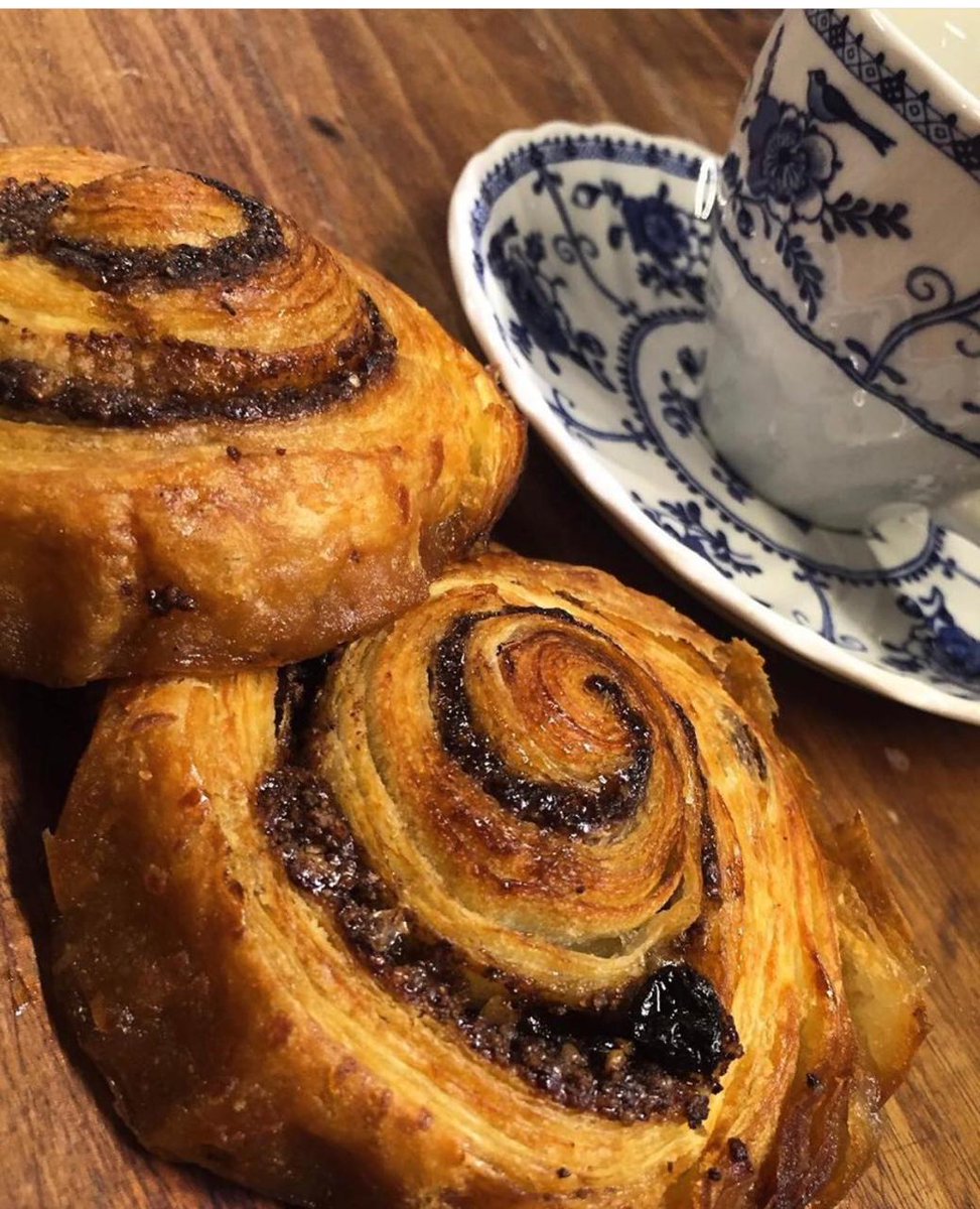 PanamericanoArg's tweet photo. Muy pronto volveremos a disfrutar de las #TardesDeTe en #Panamericano #BuenosAires junto a sofisticados #blends y una selecta #patisserie #rosevelvet #vivipanamericano luciernaga@panamericano.us #tealover #tea #dessert #tea #teatime #instatea https://t.co/tp3dicgdHV