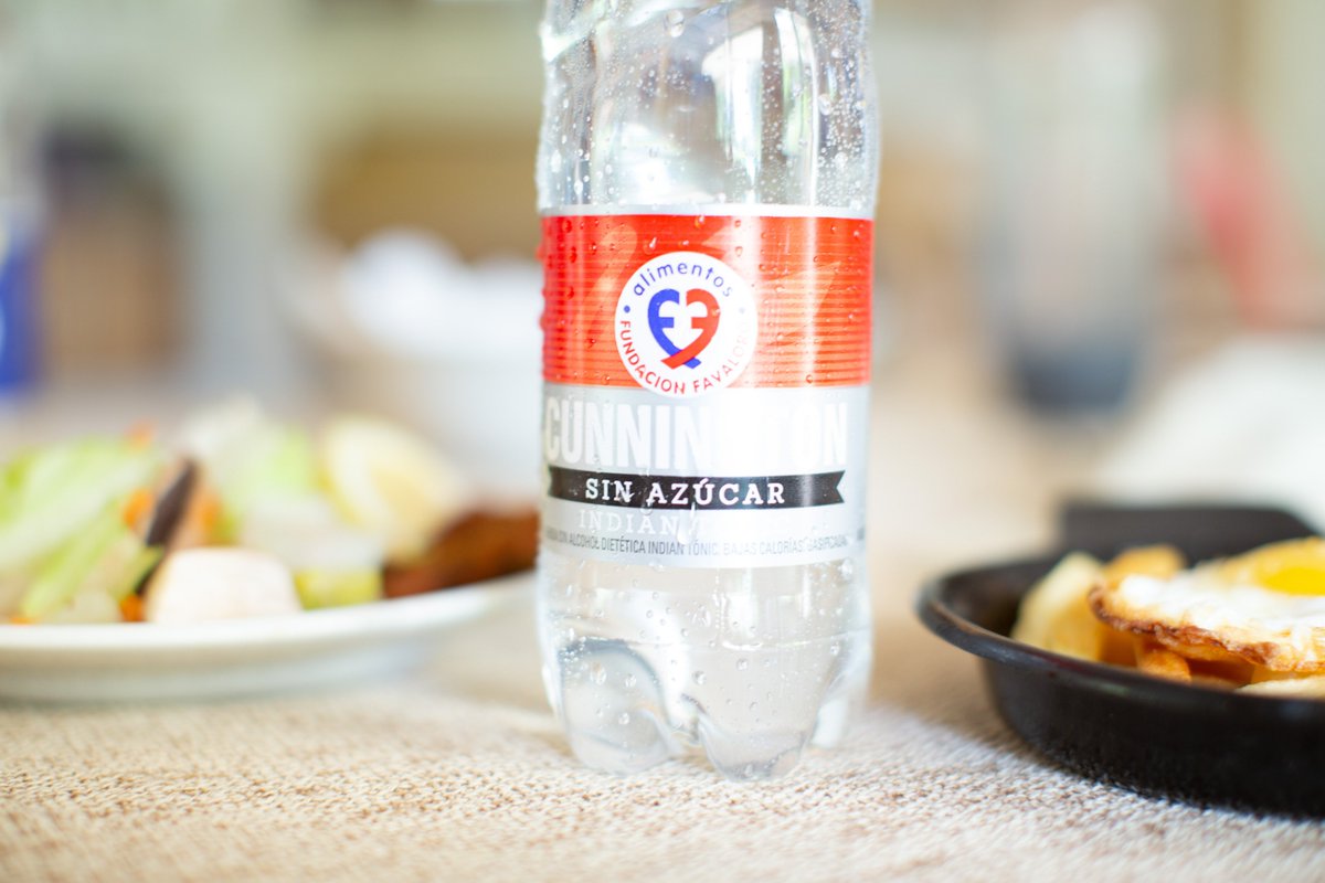 <a href="/mariadelaradio/">María Isabel Sánchez</a> <a href="/LongobardiM/">Marcelo Longobardi</a> Desde <a href="/CunningtonAR/">Cunnington</a> queremos acercarles nuestra tónica light para que la disfruten en el pase de los programas.