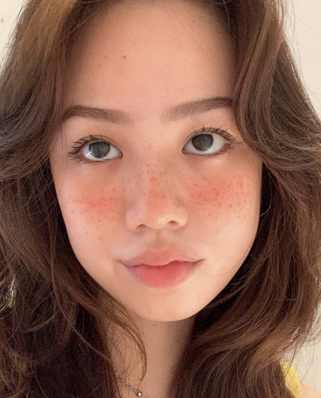 Twitter 上的 𝐌𝐈𝐋𝐊 そばかすのある女の子のこういう頬っぺもお鼻も色ずいてて外国の小さい女の子みたいなメイクすんごい好き T Co Ewzhv49bim Twitter